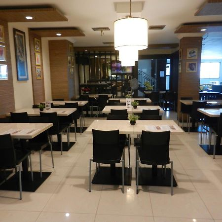 Karsa Utama Hotel Jakarta Luaran gambar