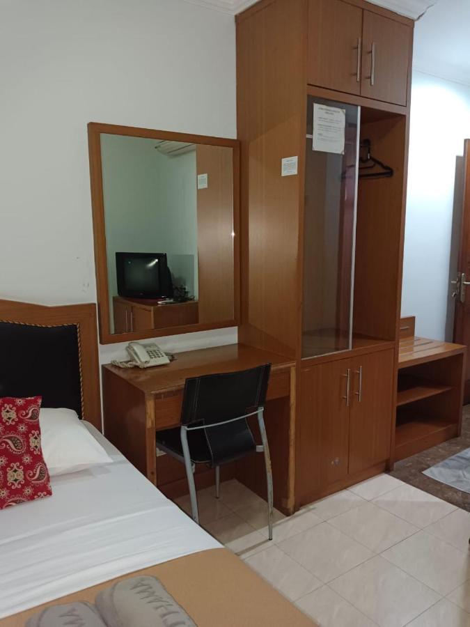 Karsa Utama Hotel Jakarta Luaran gambar