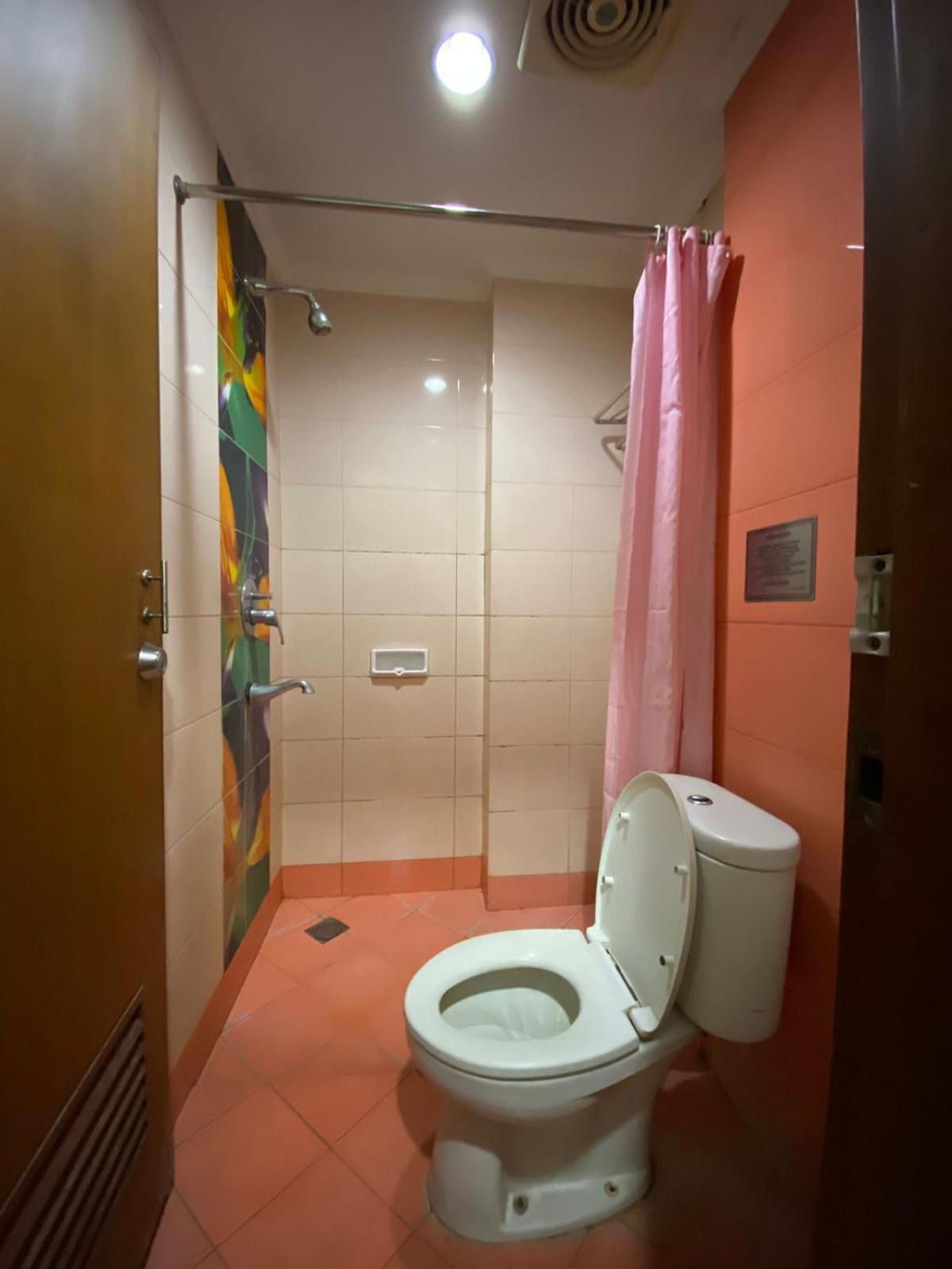 Karsa Utama Hotel Jakarta Luaran gambar