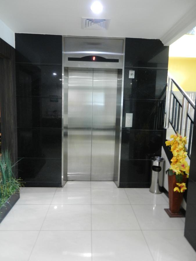 Karsa Utama Hotel Jakarta Luaran gambar